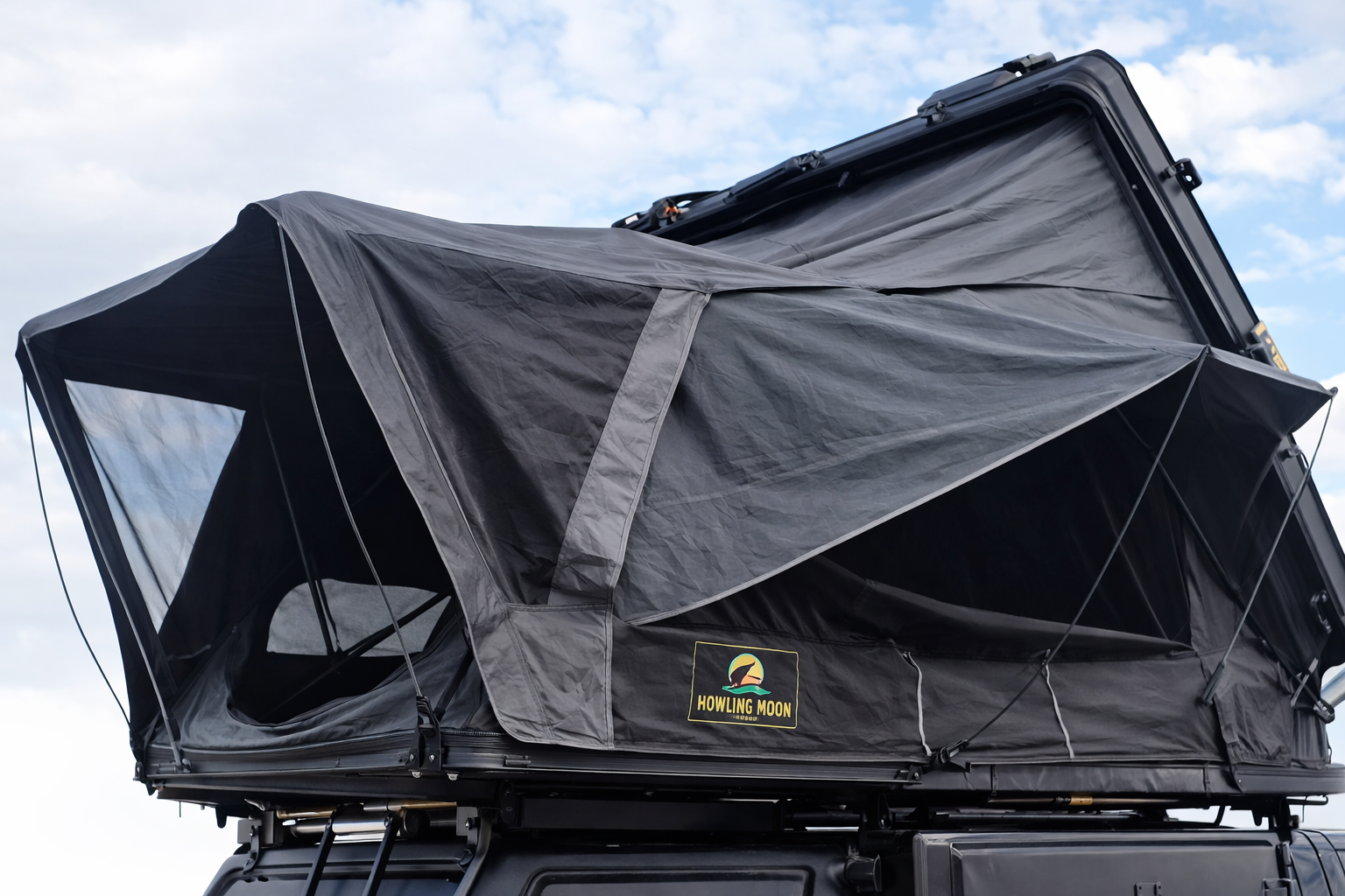 Meteor Hardshell Rooftop Tent